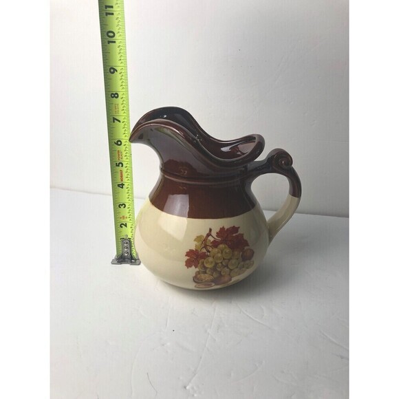 McCOY USA Pottery Pitcher 48 Oz Vintage 1960's Grapes Fruit Nuts 7515 Brown - Picture 5 of 6